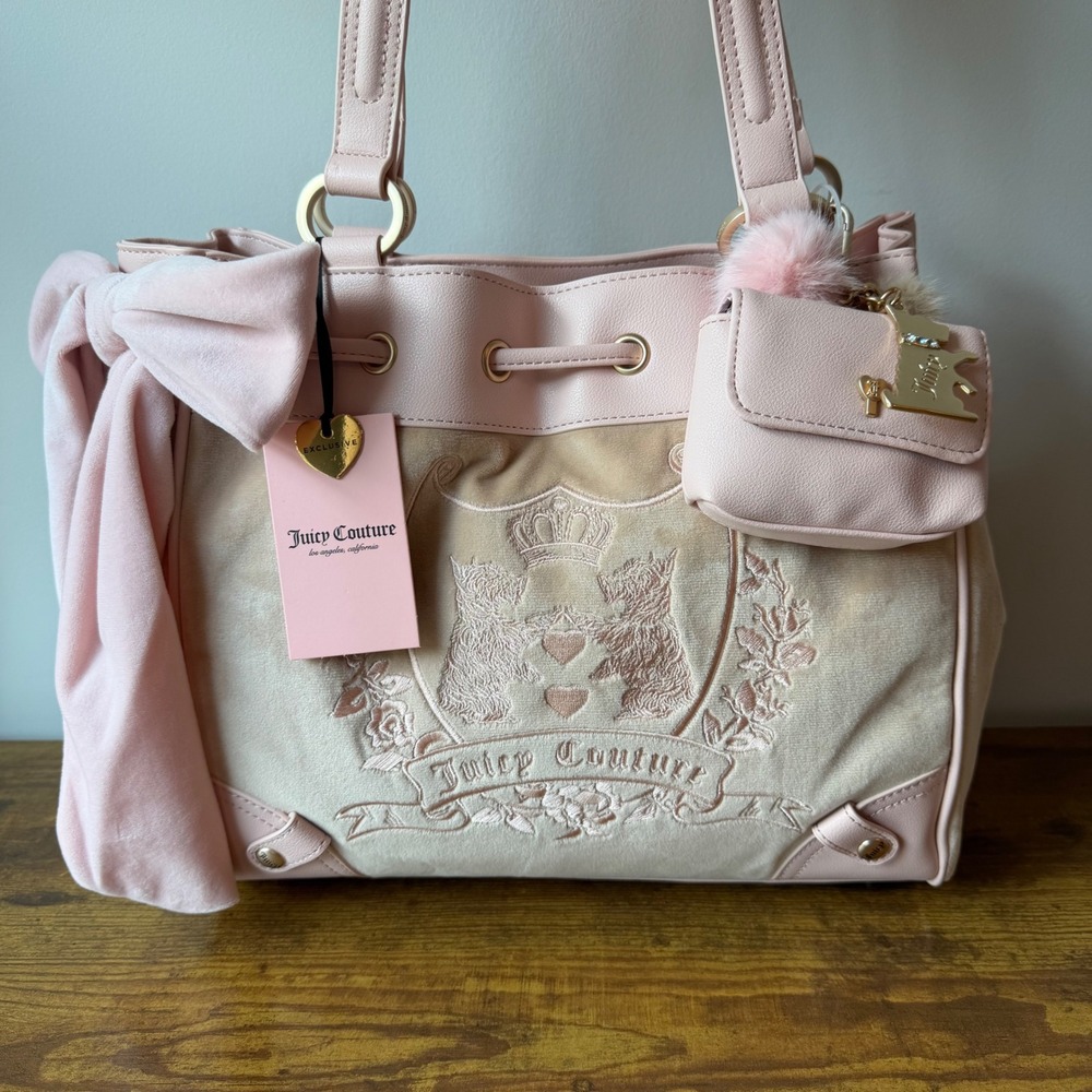 New Juicy Couture New Love Chapter Sandstone Light Pink Daydreamer Tote Bag
